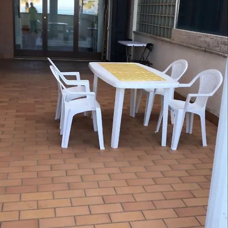 Appartamento Casa Claudia Fronte Mare Civitanova Marche