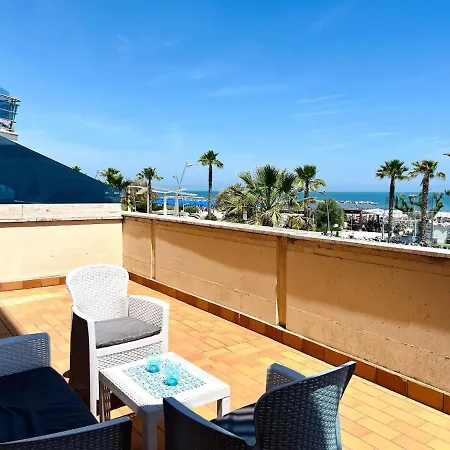 Casa Claudia Fronte Mare Apartamento *
